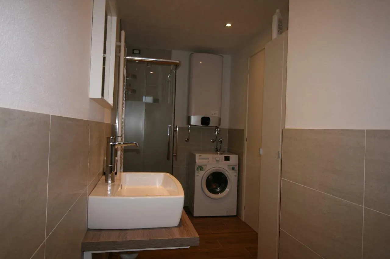 White Edelweiss Apartment Livigno 0*,  Italy