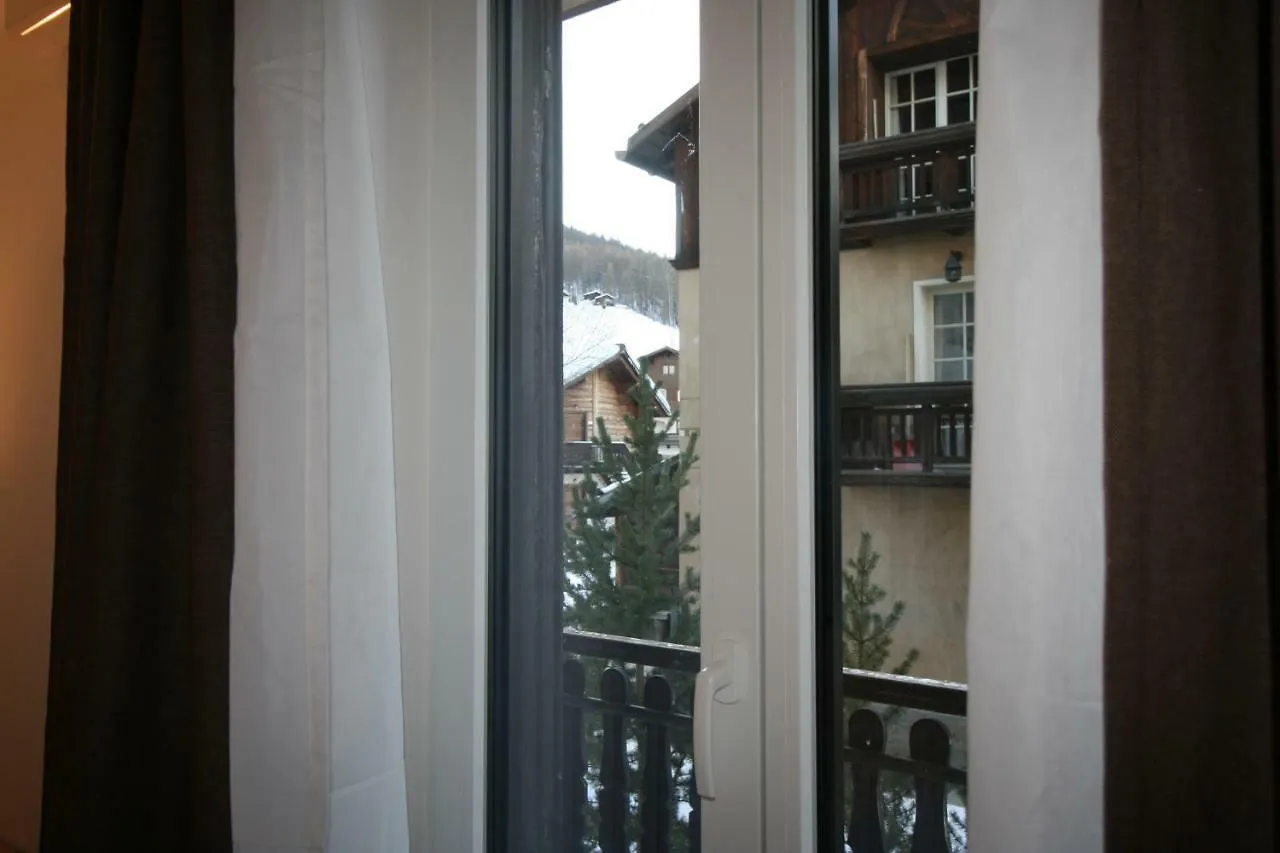 White Edelweiss Apartment Livigno